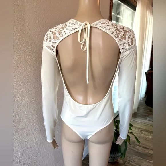 FOR LOVE & LEMONS ‘Penelope Open Back Crochet Bodysuit’ in Ivory - Picture 8 of 13